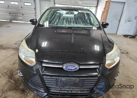 2013 Ford Focus Se z USA, uszkodzony, nr VIN 1FADP3F23DL258028